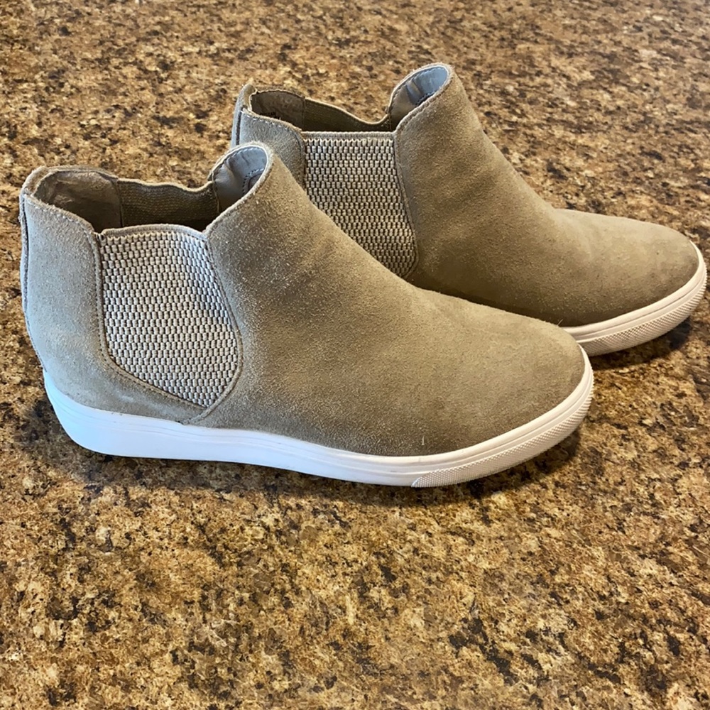 Steve Madden suede wedge sneakers
